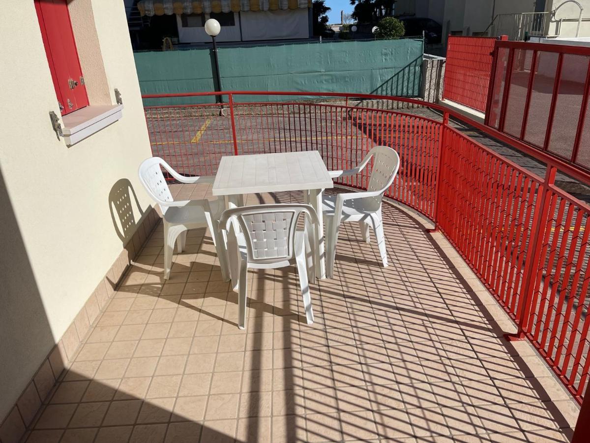 Residence Al Mare Caorle Exterior foto